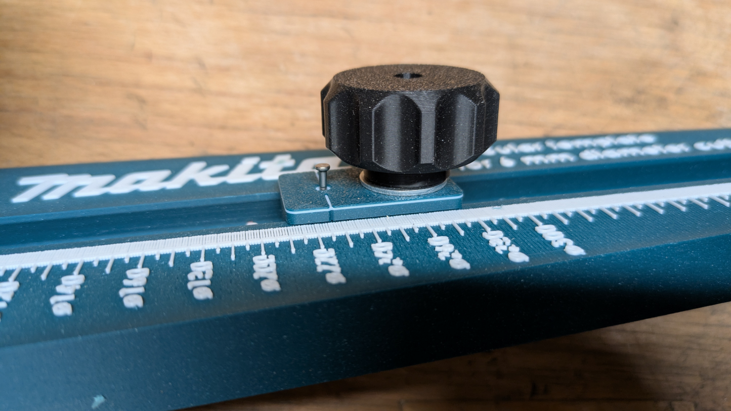 Circular template for Makita router