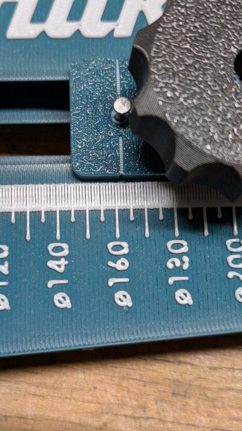 Circular template for Makita router